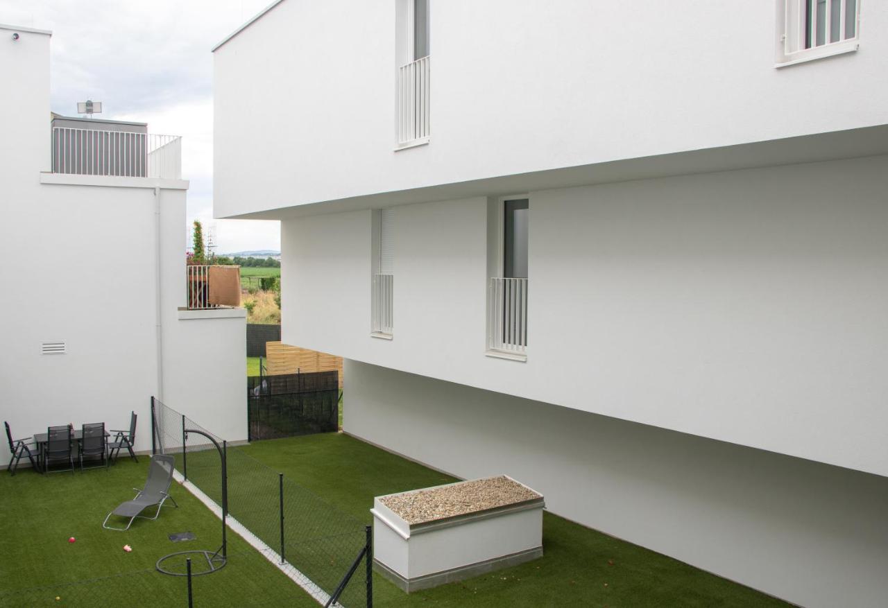 Flat2Go Modern Apartments - Harmony Of City And Nature Wien Eksteriør bilde
